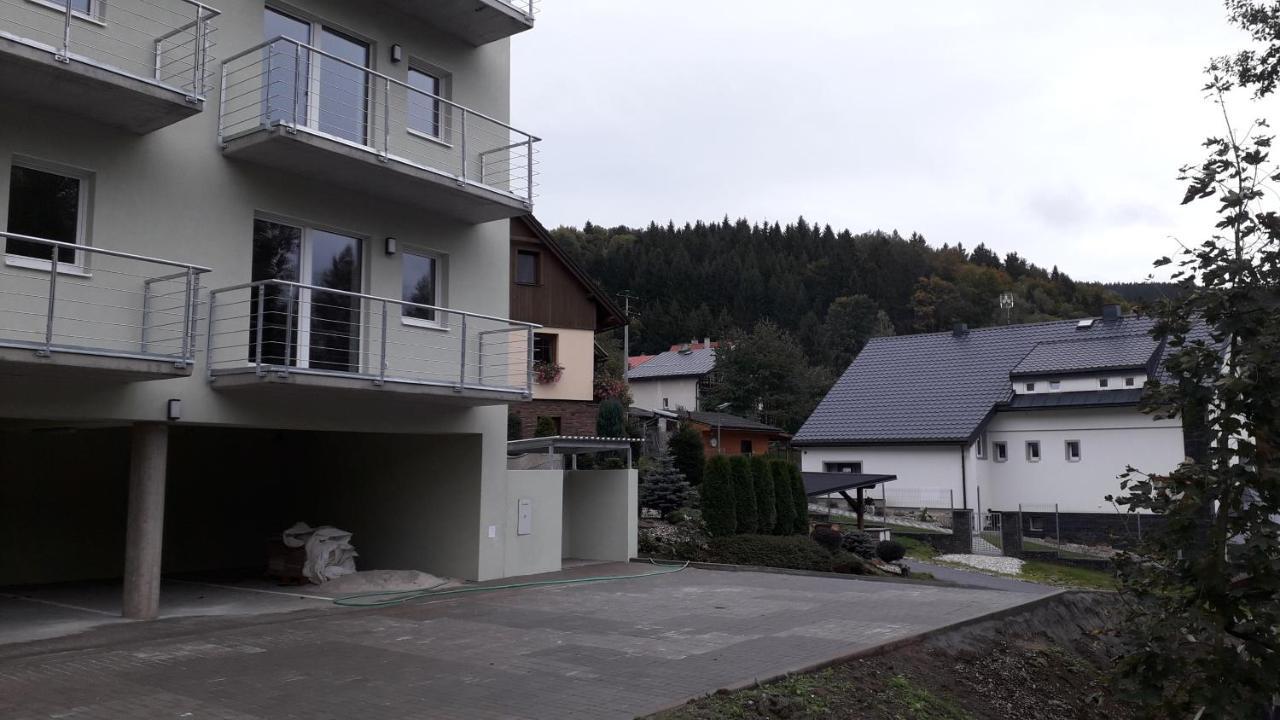 V Krkonosich V Blizkosti Pece Pod Snezkou *